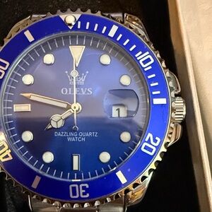 OLEVS Blue and Silver Men's Quartz Watch